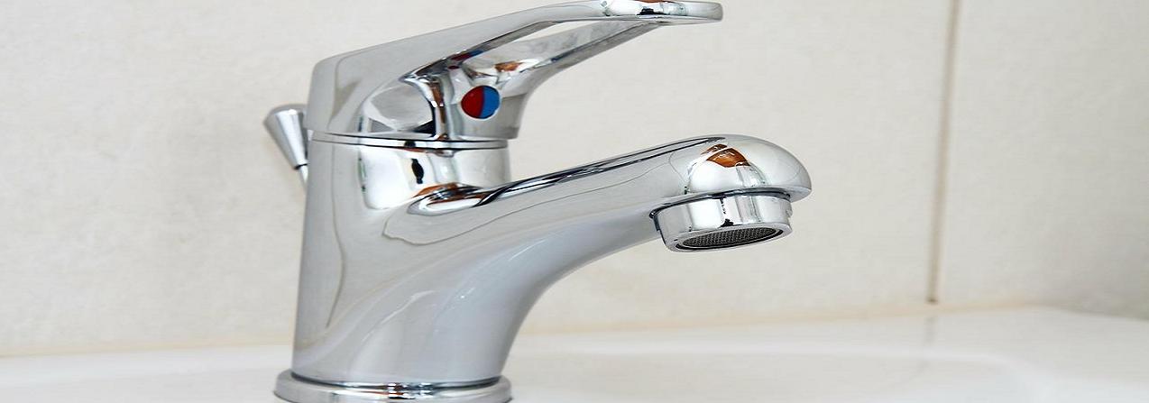 A limpeza em banheiros evita o risco de contaminação